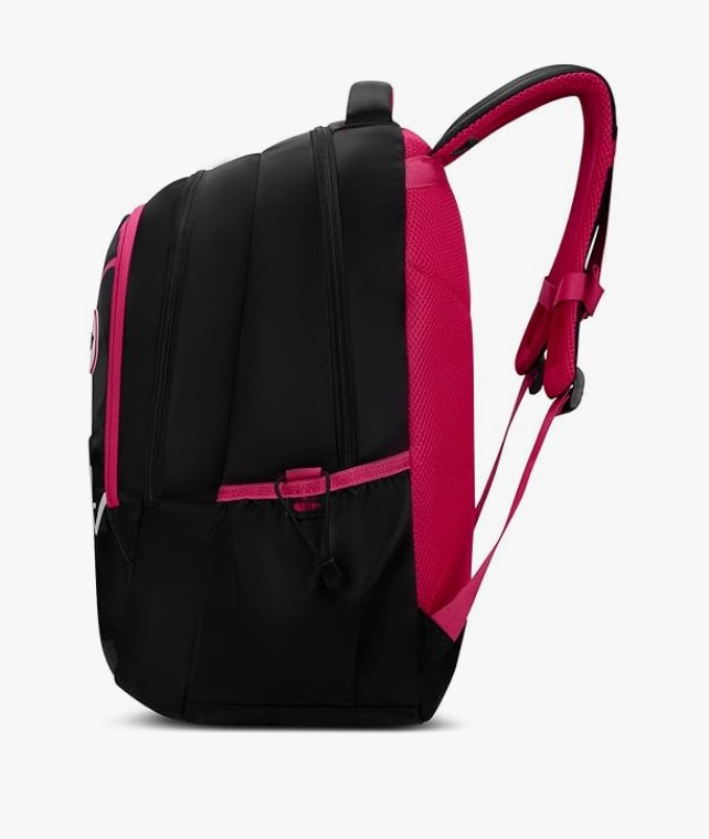 Side pockets for bottles